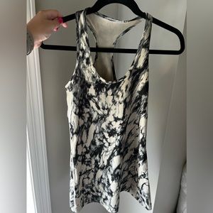 Lululemon racer back - size 6 VGUC